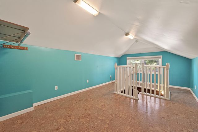 4142 Willow Hill Drive, Seabrook, TX 77586