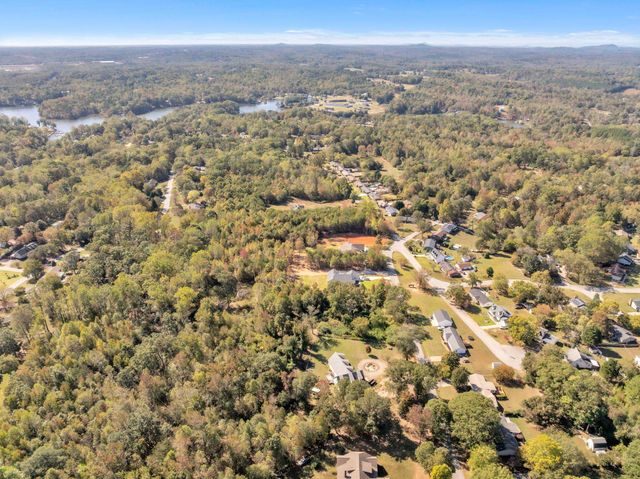 1025 Saluda Lake Road, Greenville, SC 29617