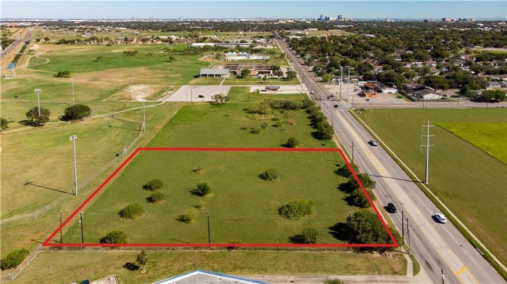 4541 Greenwood Dr, Corpus Christi, TX 78416 — exterior