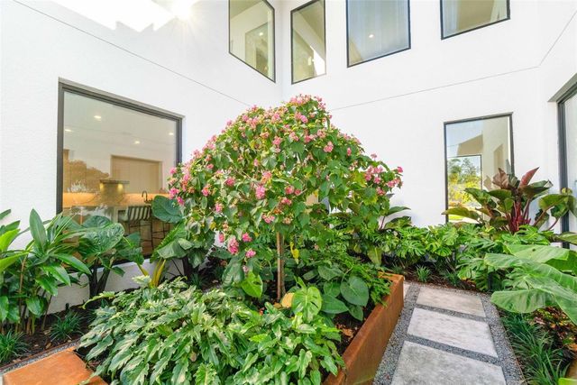 2177 SUNNYSIDE PLACE, Sarasota, FL 34239