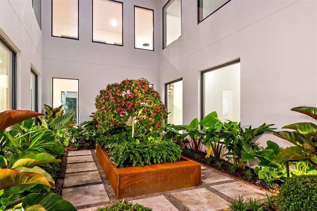 2177 SUNNYSIDE PLACE, Sarasota, FL 34239