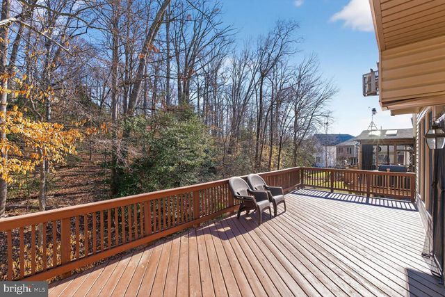 5650 TOWER HILL CIR, Alexandria, VA 22315