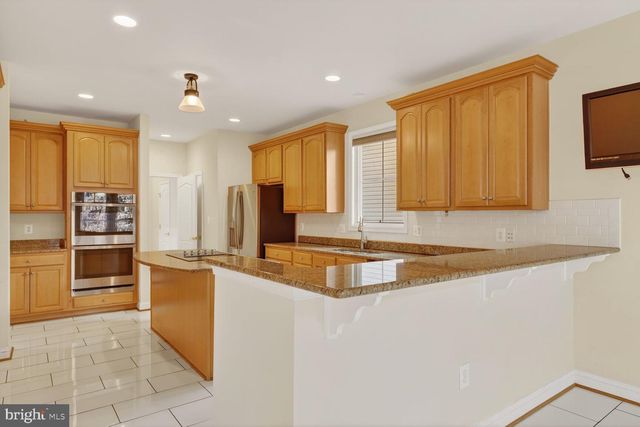 5650 TOWER HILL CIR, Alexandria, VA 22315