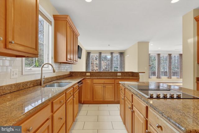 5650 TOWER HILL CIR, Alexandria, VA 22315