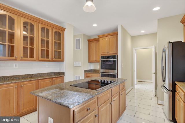 5650 TOWER HILL CIR, Alexandria, VA 22315