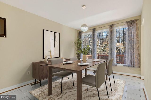 5650 TOWER HILL CIR, Alexandria, VA 22315