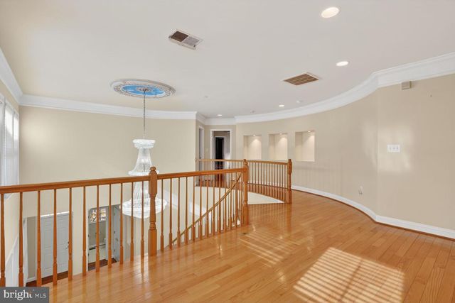 5650 TOWER HILL CIR, Alexandria, VA 22315
