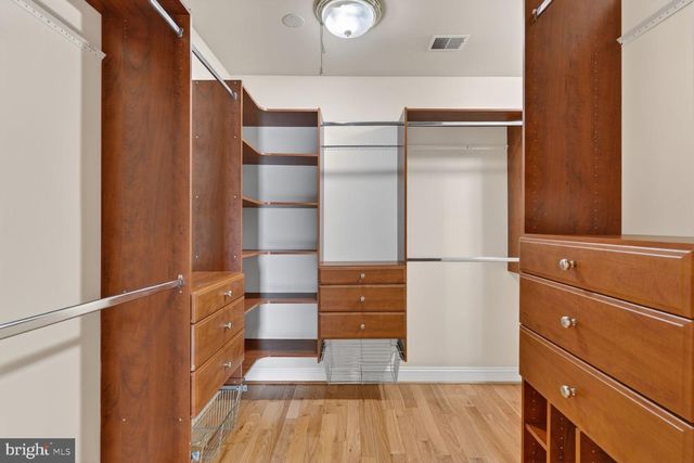 5650 TOWER HILL CIR, Alexandria, VA 22315