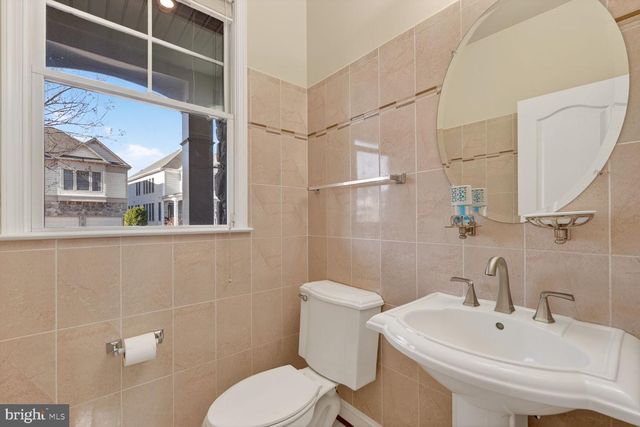 5650 TOWER HILL CIR, Alexandria, VA 22315