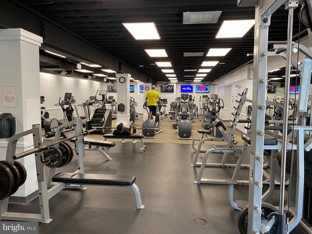 5650 TOWER HILL CIR, Alexandria, VA 22315