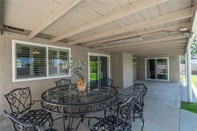 5717 N Hanlin, Azusa, CA 91702