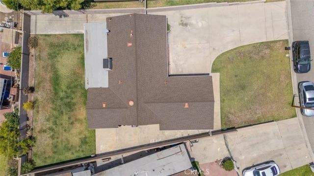 5717 N Hanlin, Azusa, CA 91702