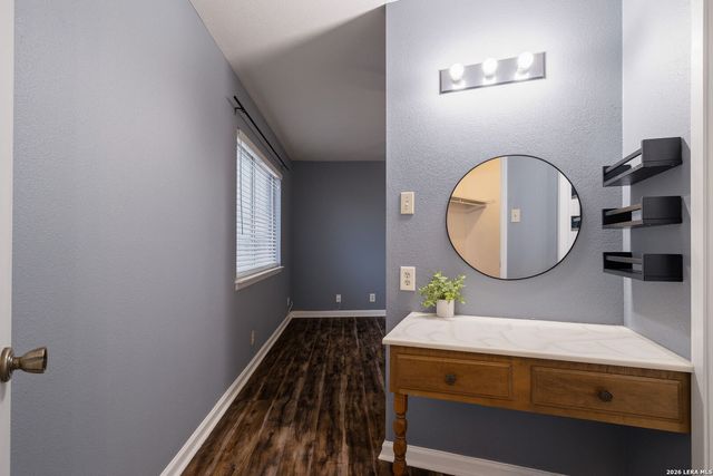 6814 Crown Rdg, San Antonio, TX 78239