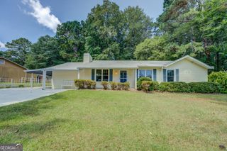 7673 Cloverdale Lane, Jonesboro, GA 30236