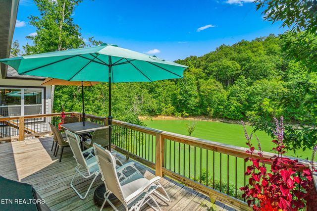 1319 Anglers Cove Way, Sevierville, TN 37876