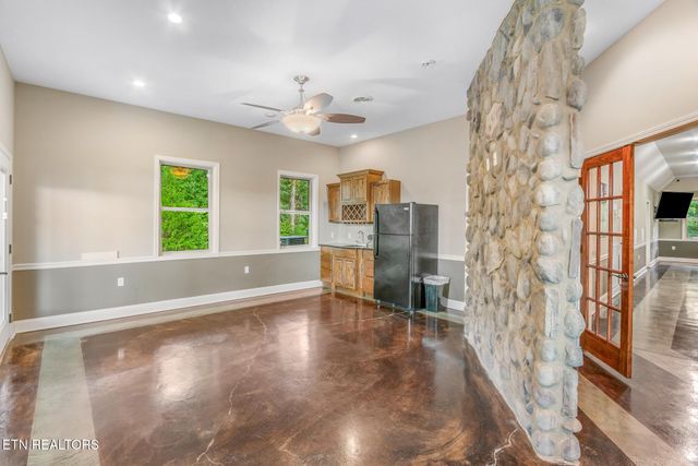 1319 Anglers Cove Way, Sevierville, TN 37876