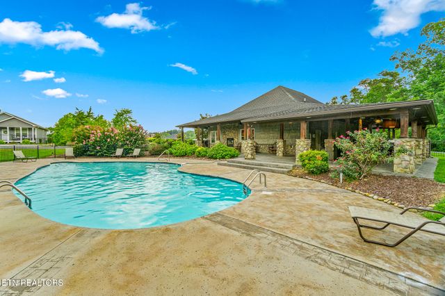 1319 Anglers Cove Way, Sevierville, TN 37876