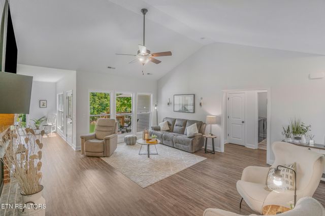 1319 Anglers Cove Way, Sevierville, TN 37876