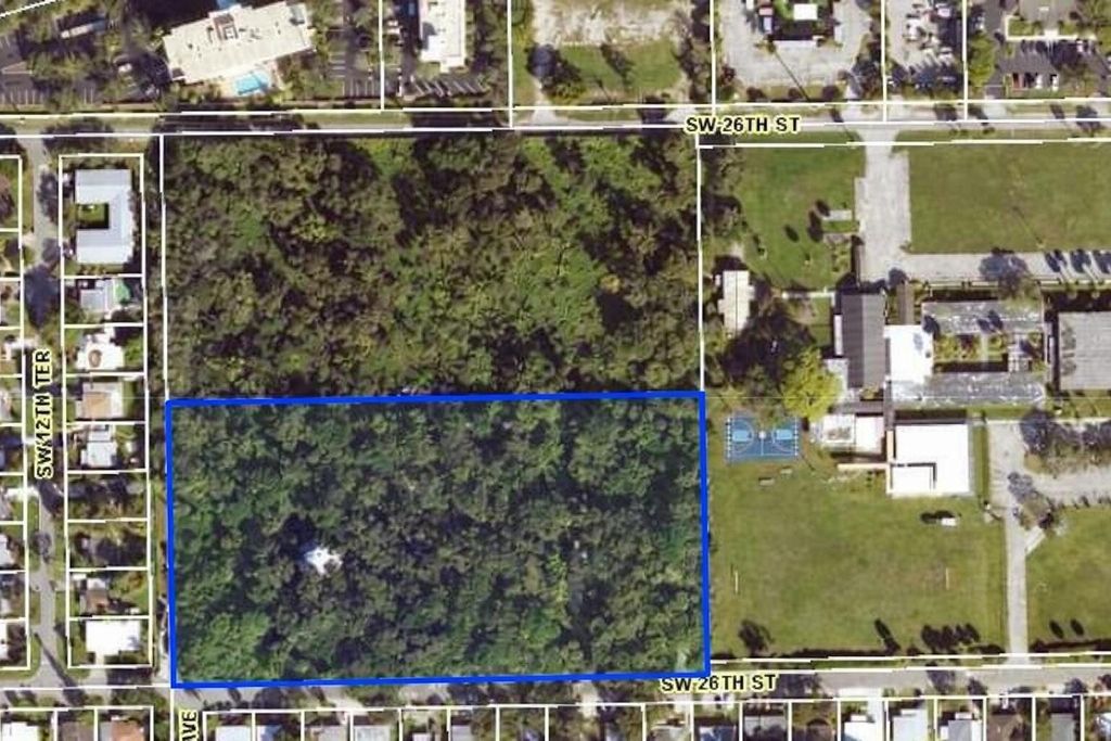 1031 SW 28th Street, Fort Lauderdale, FL 33315