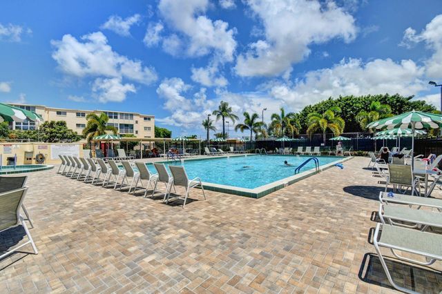 2615 NE 3RD Court NE 4030, Boynton Beach, FL 33435