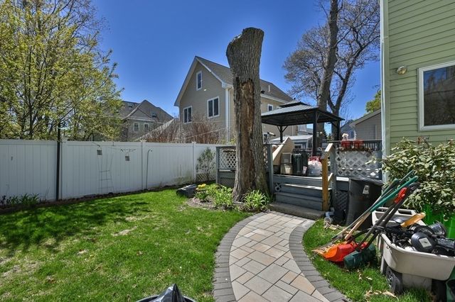 61 Central Ave, Medford, MA 02155