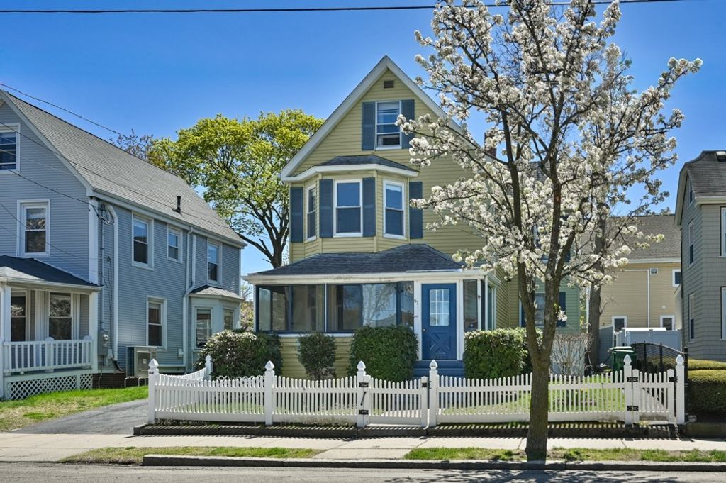 61 Central Ave, Medford, MA 02155