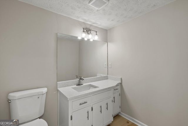 3428 Runelle Place SW, Lilburn, GA 30047