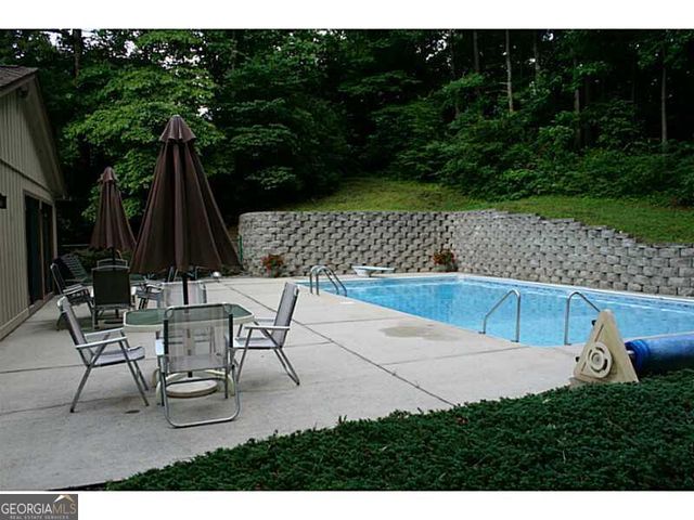 3428 Runelle Place SW, Lilburn, GA 30047