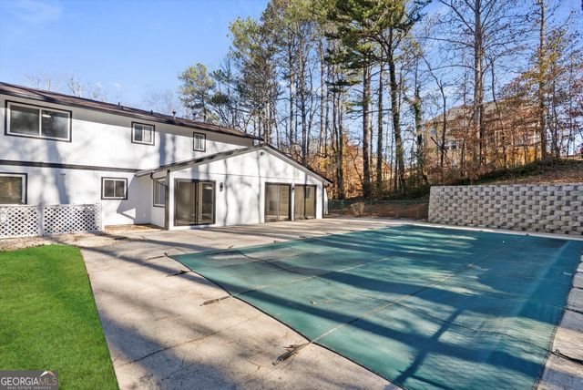 3428 Runelle Place SW, Lilburn, GA 30047