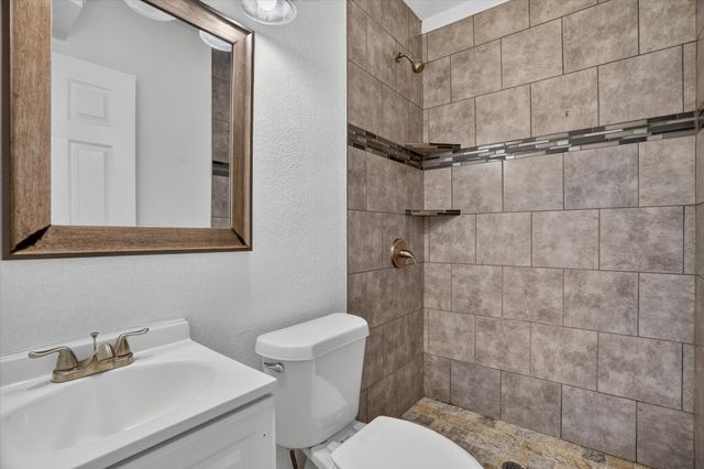 805 Houston Street, Arlington, TX 76012