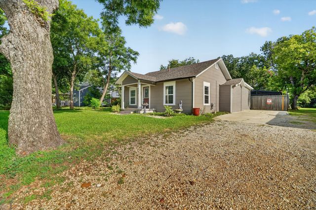 805 Houston Street, Arlington, TX 76012