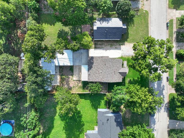 805 Houston Street, Arlington, TX 76012