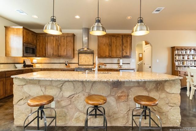 1787 Mountain SPGS, Canyon Lake, TX 78133