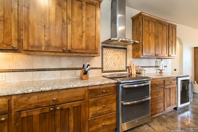1787 Mountain SPGS, Canyon Lake, TX 78133