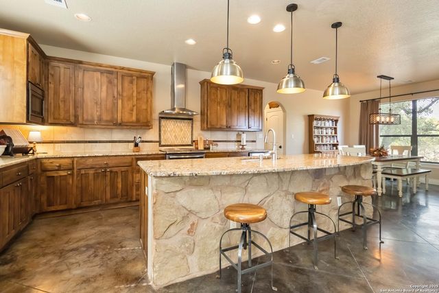 1787 Mountain SPGS, Canyon Lake, TX 78133
