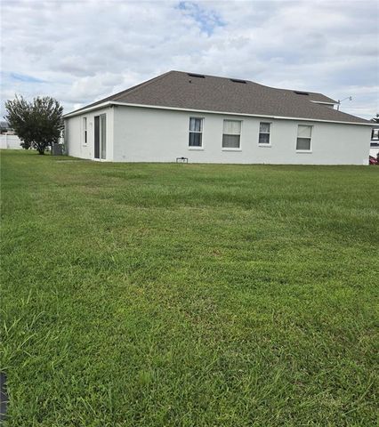 2732 EAGLE GLEN CIRCLE, Kissimmee, FL 34746