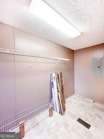 283 Third Street, Colbert, GA 30628