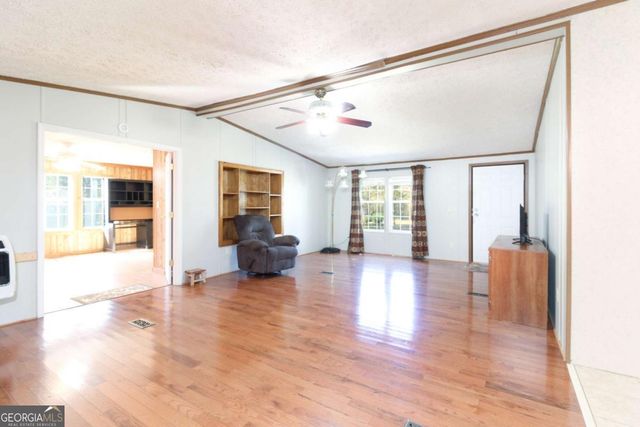 283 Third Street, Colbert, GA 30628