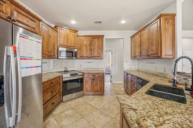 1114 Elk Ridge Drive, Stephenville, TX 76401