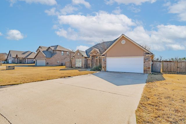 1114 Elk Ridge Drive, Stephenville, TX 76401
