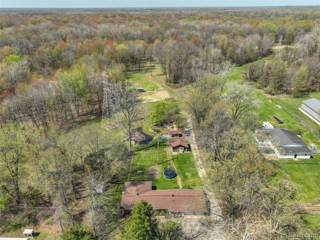 16000 S Huron River Drive, Romulus, MI 48174