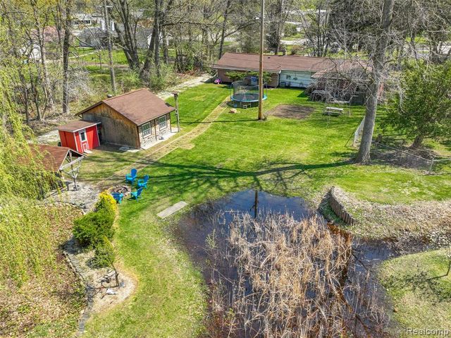 16000 S Huron River Drive, Romulus, MI 48174