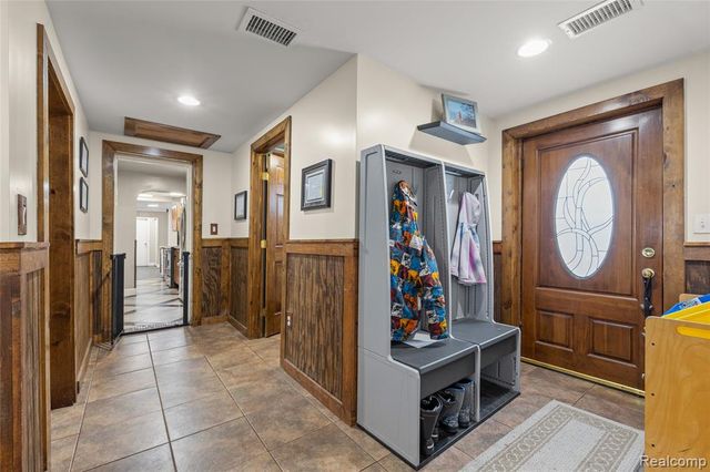 16000 S Huron River Drive, Romulus, MI 48174