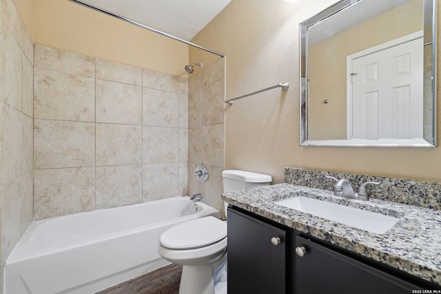 151 McLennan Oak, San Antonio, TX 78240