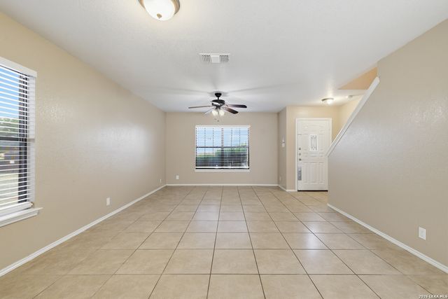 151 McLennan Oak, San Antonio, TX 78240
