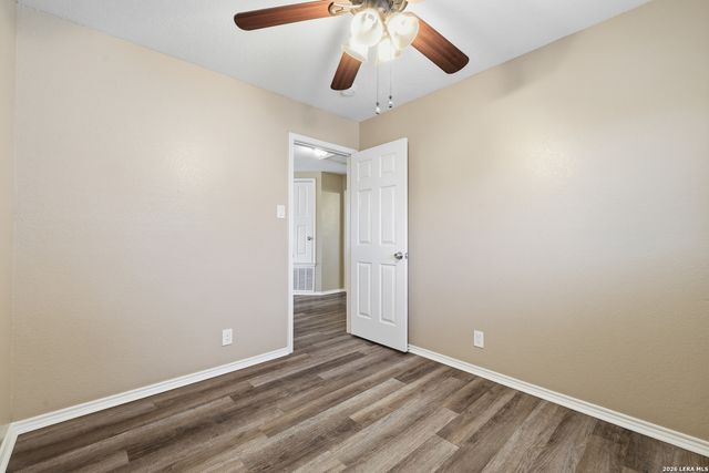 151 McLennan Oak, San Antonio, TX 78240