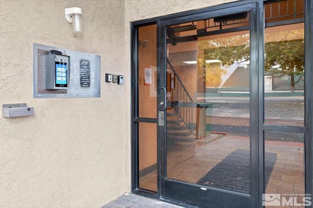 2955 Lakeside Drive 223, Reno, NV 89509