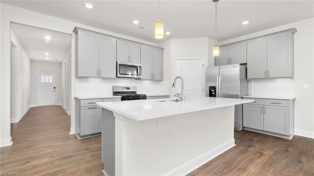 313 Sefton Drive, Jamestown, NC 27282