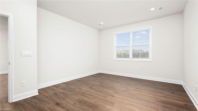 313 Sefton Drive, Jamestown, NC 27282
