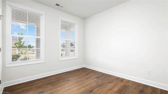 313 Sefton Drive, Jamestown, NC 27282